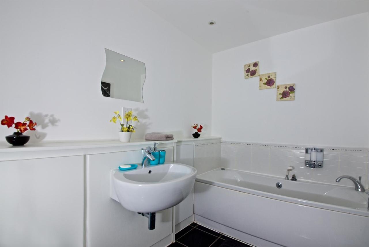 Liverpool City Stays - Economy Room - Close To Airport Ee1 Εξωτερικό φωτογραφία
